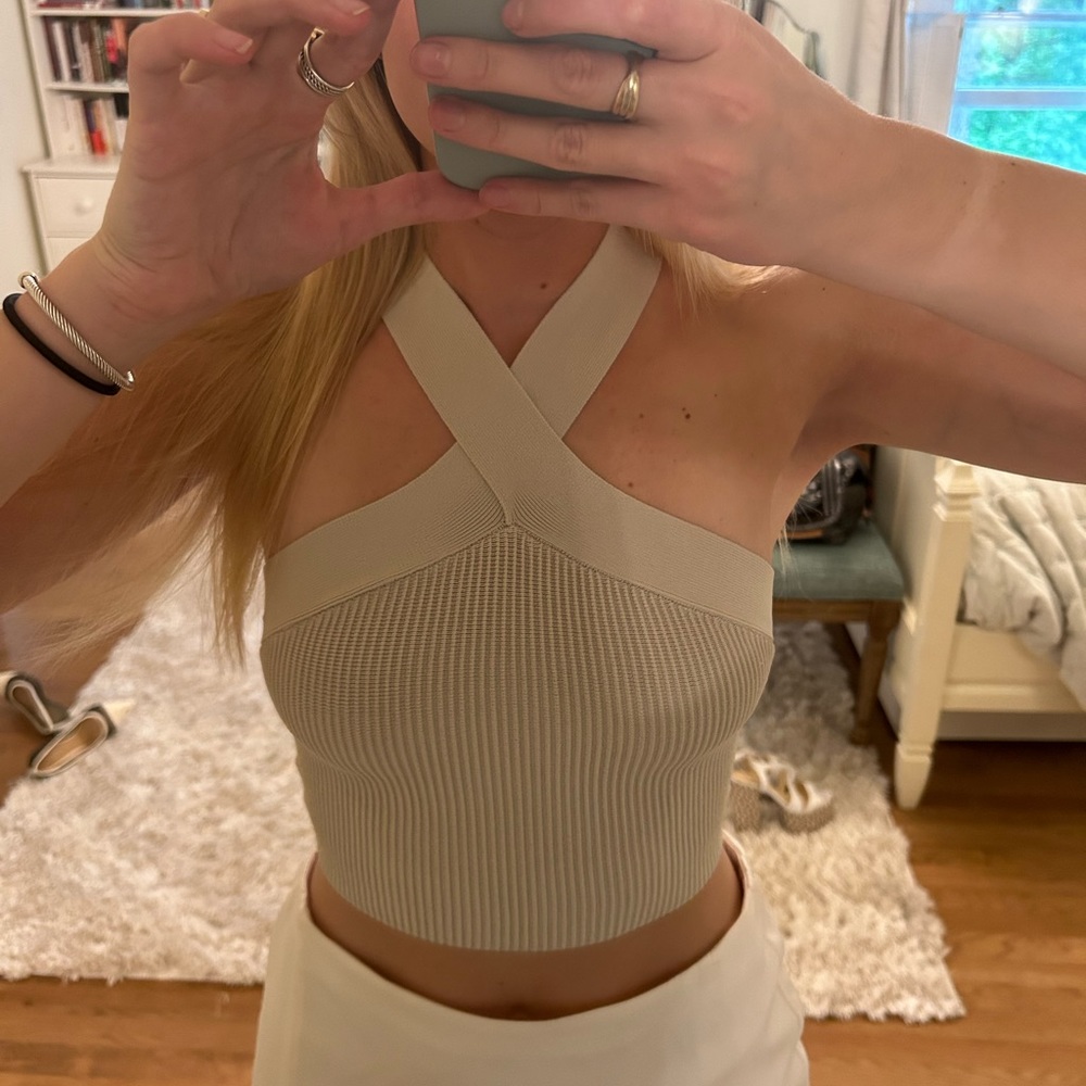 Aritzia Sculpt Knit Criss Cross Cropped Tank